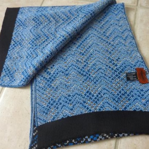 [[[Missoni]]] Chevron Pattern Wool-Blend Scarf - Picture 3 of 6